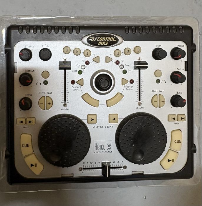 Consola DJ Hercules DJ Control MP3