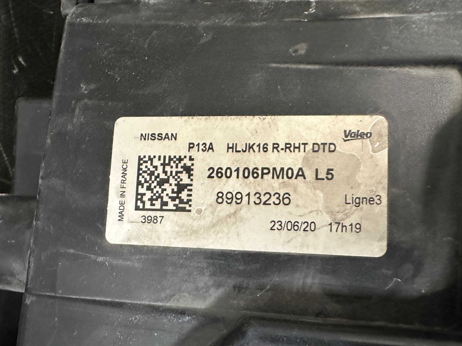 Фар фарове десен LED Nissan Juke F16 Нисан Джук ЛЕД Ф16 2019г 2025г