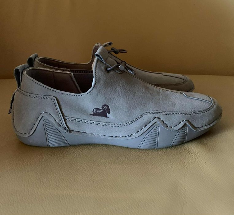 Молодежная легкая обувь 38-39 размера / новые / присланы из Германии /