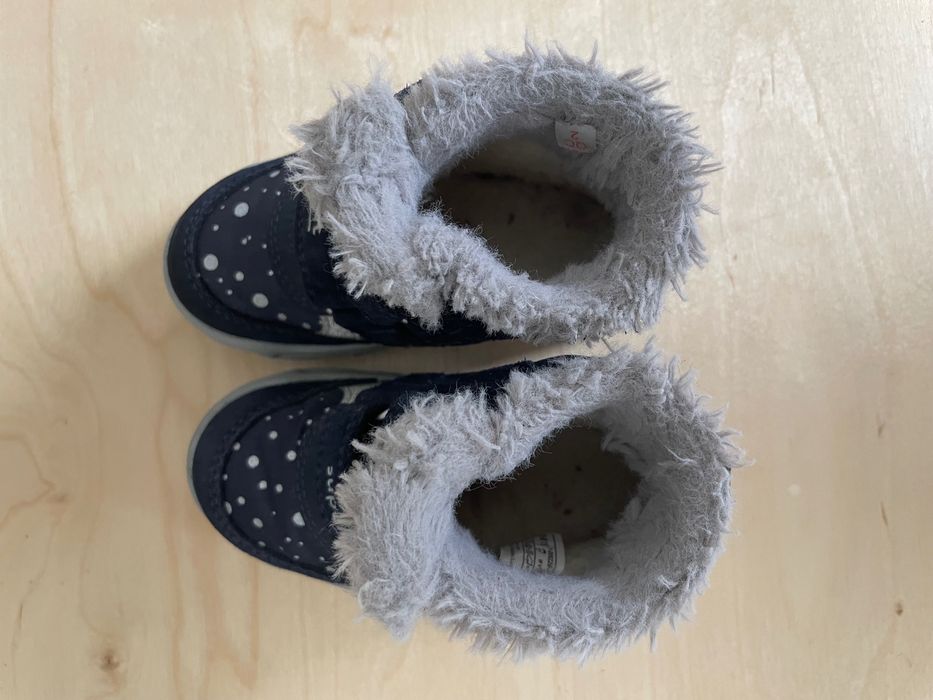 Ghete Superfit îmblănite, impermeabile, mărimea 21 – stare excelenta