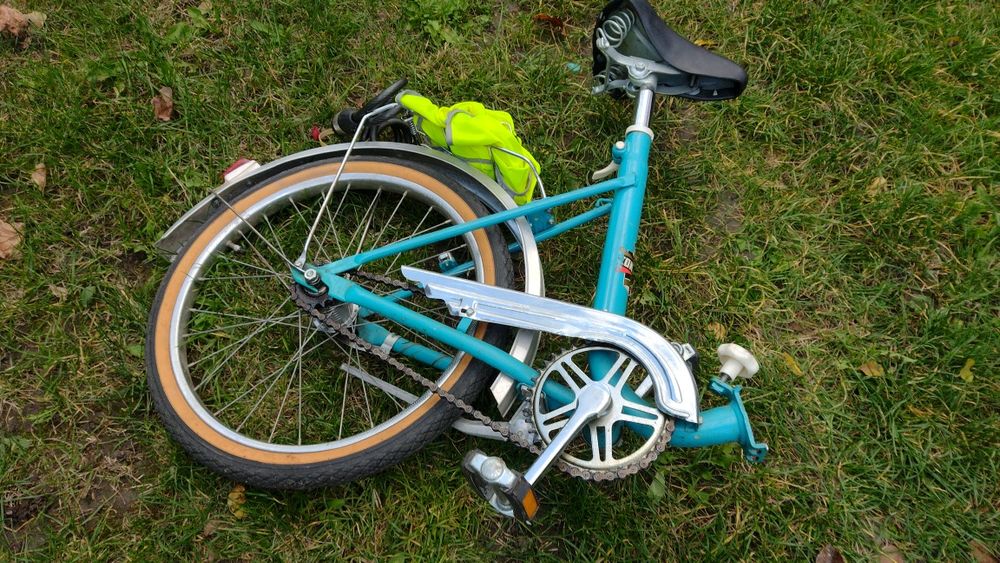 Bicicleta pliabila din două bucăți