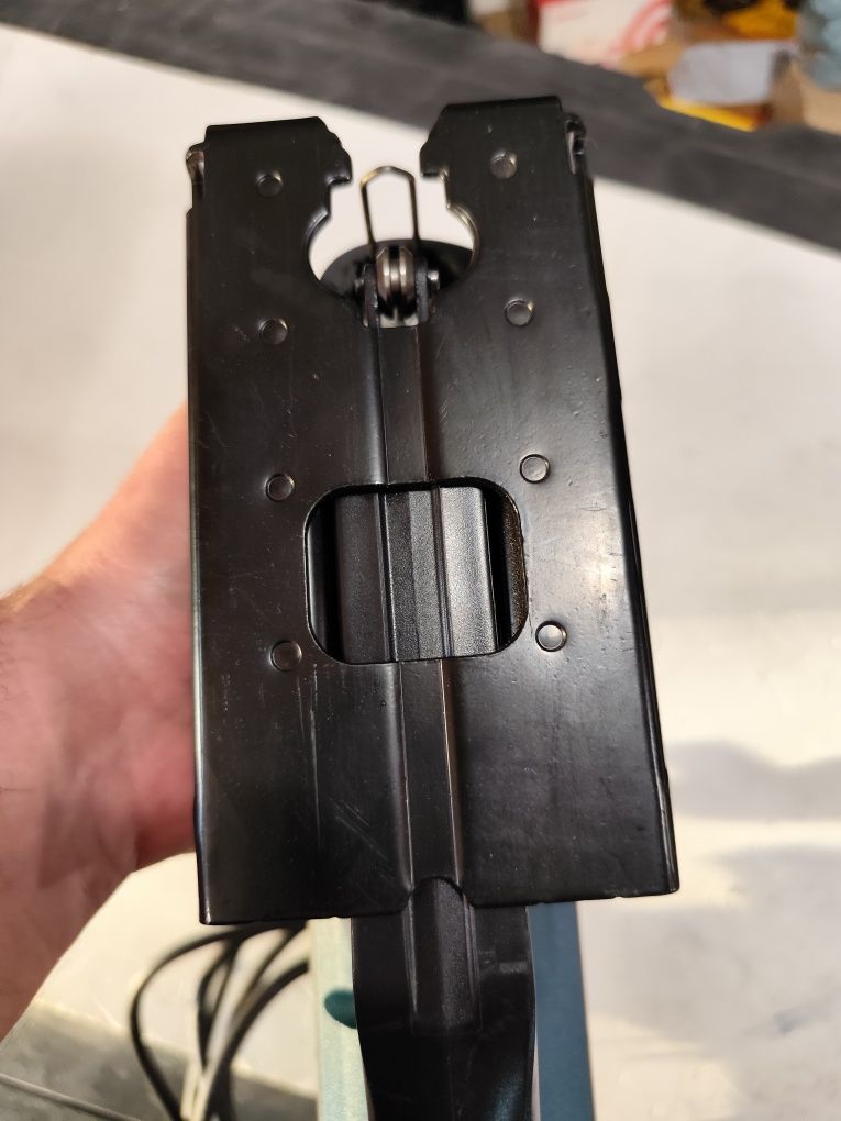 Топ модел електрически прободен трион зеге Бош Bosch GST 90 BE