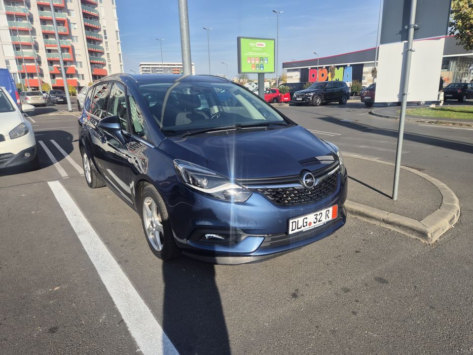 OPEL ZAFIRA TOURER  2018 OPC LINE 1.6 CDTI, masina de nefumator