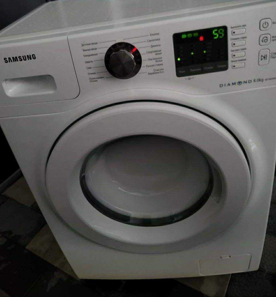 Срочно Samsung 8kg  без дефектов мало использвал читайте опесание