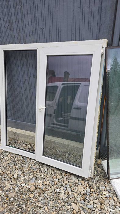 Vând tâmplărie PVC albă cu geam termopan – stare foarte bună