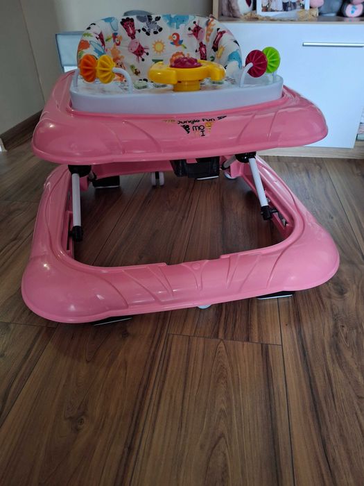 Проходилка за момиче