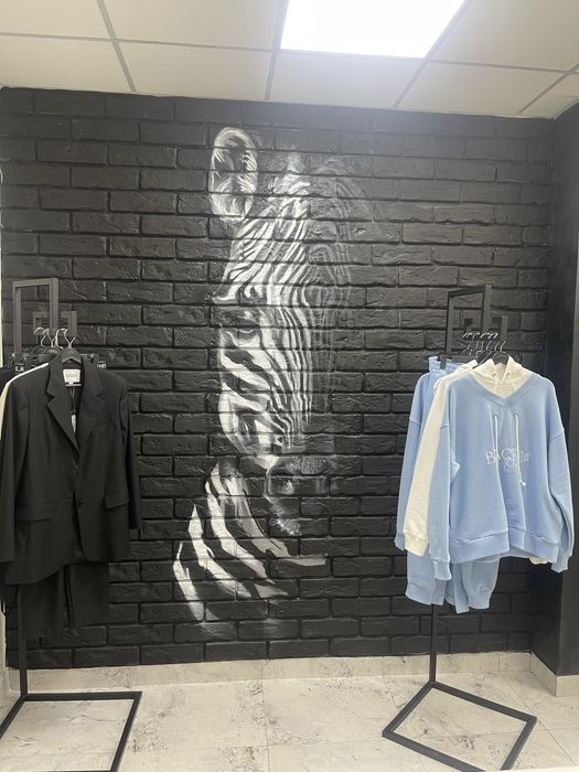 Торговое оборудование для бутика или шоу рума