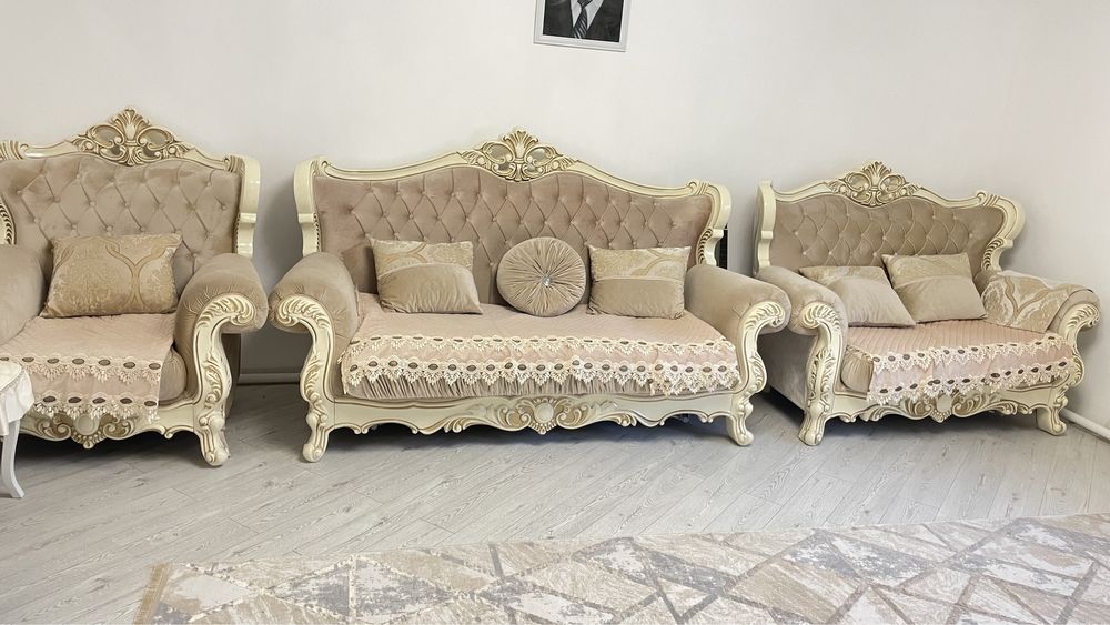 Продам комплект 3+2+1 в идеальном состояний