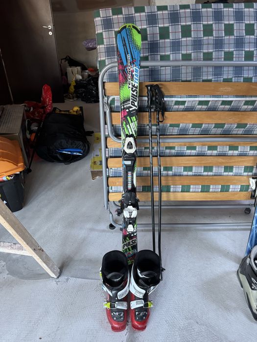 Комлект ски, със ски обувки за 9/10 годишно дете