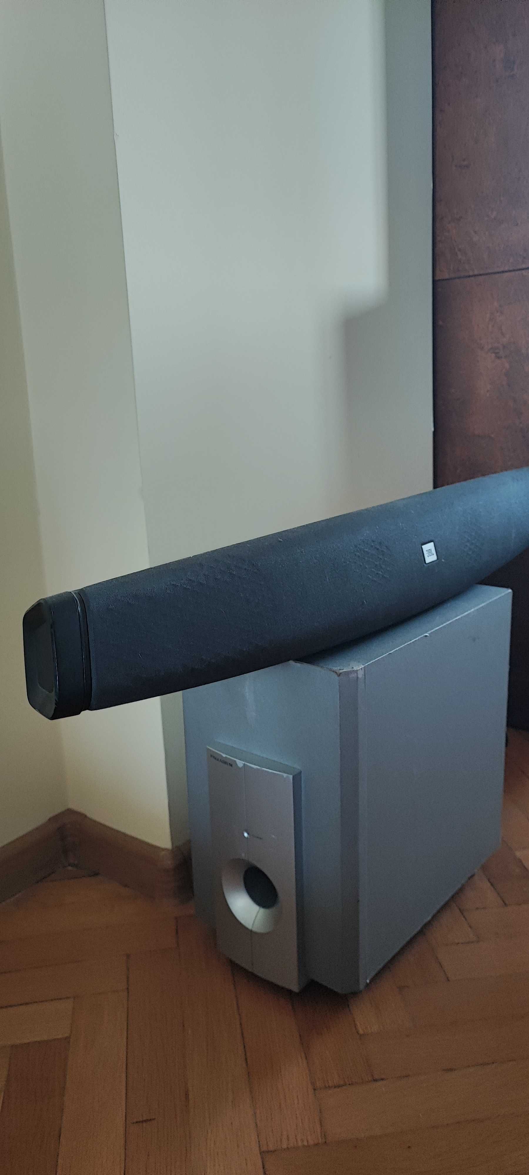 Саундбар JBL cinema sb100 и субуфер Platinum.