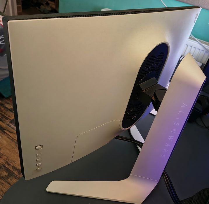 Monitor Alienware 2720HFA, 240hz FHD