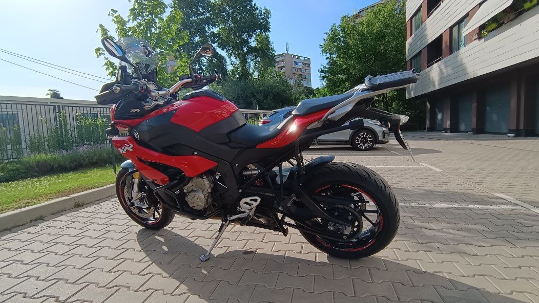 Мотоциклет BMW S1000XR