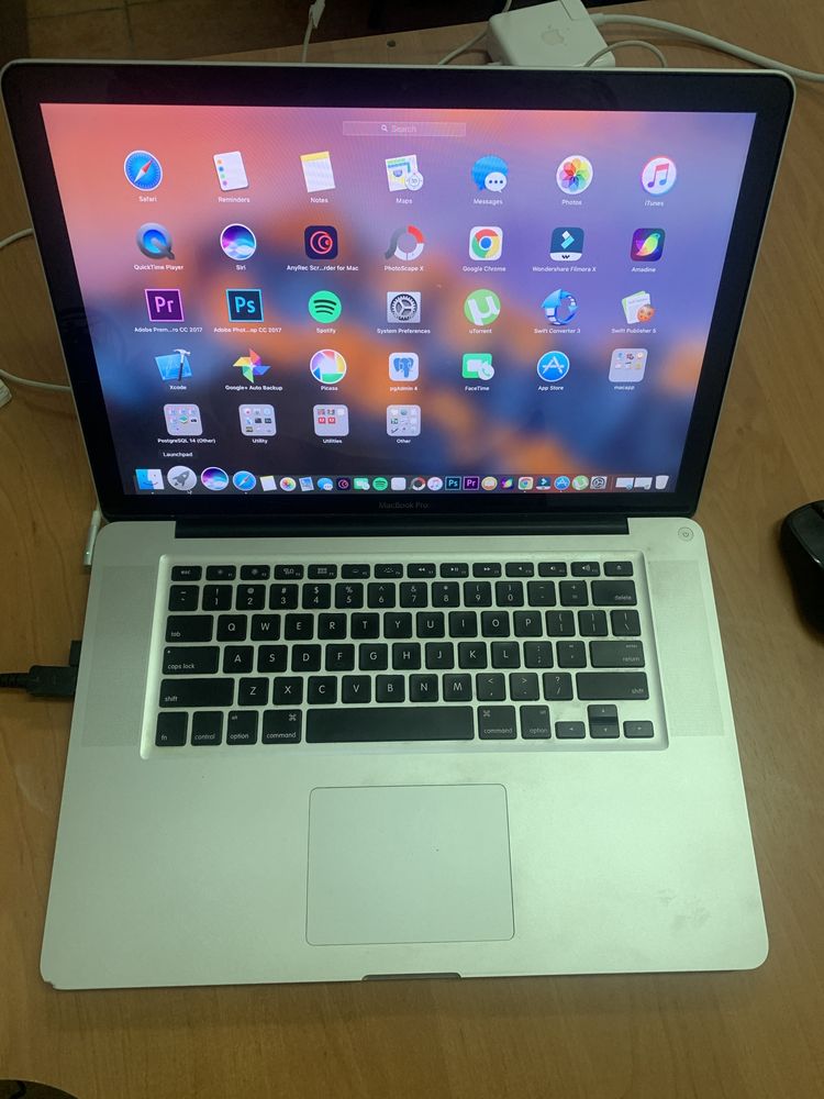Macbook Pro (15inch)