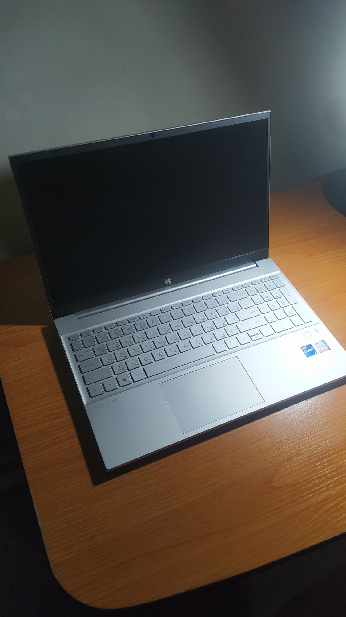 i7 Ноутбук HP pavilion 15t-eg300