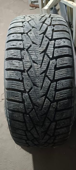 Продам покрышку.