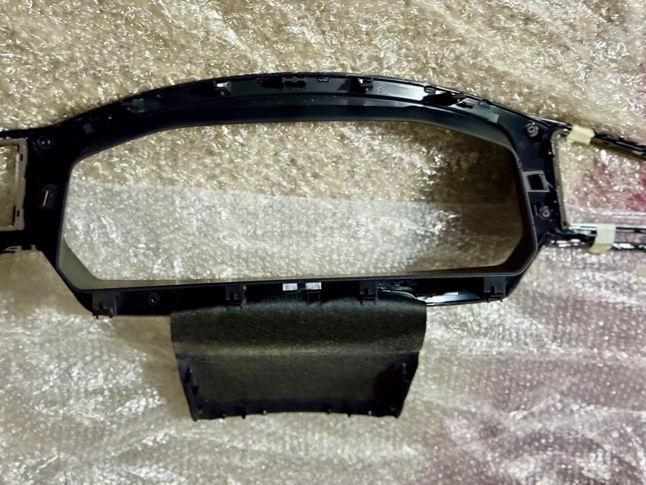 ~ Ornament / Trim ceasuri bord Tiguan 2015+ ~