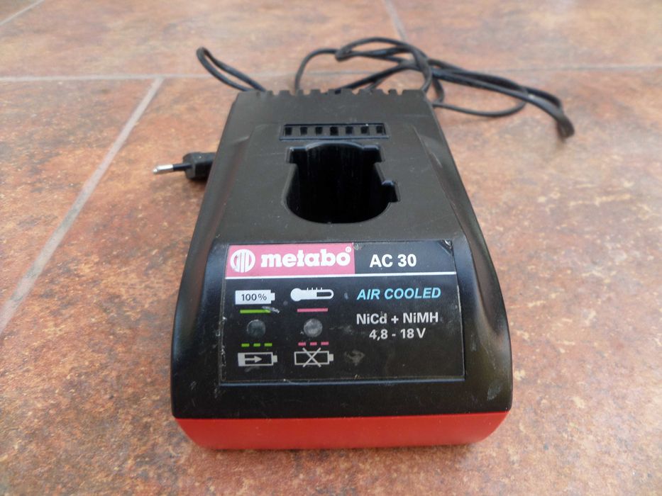 Metabo AC30 4,8v-18v air cooled incarcator acumulatori