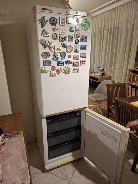 Хладилник с фризер Siltal