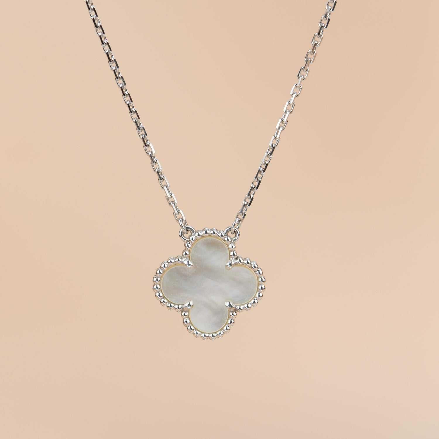 Colier Van Cleef & Arpels Aur Alb 750 White