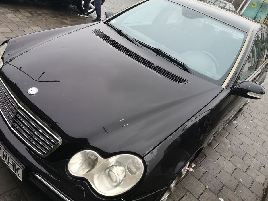 Mercedes C220 an 2003 cutie automată