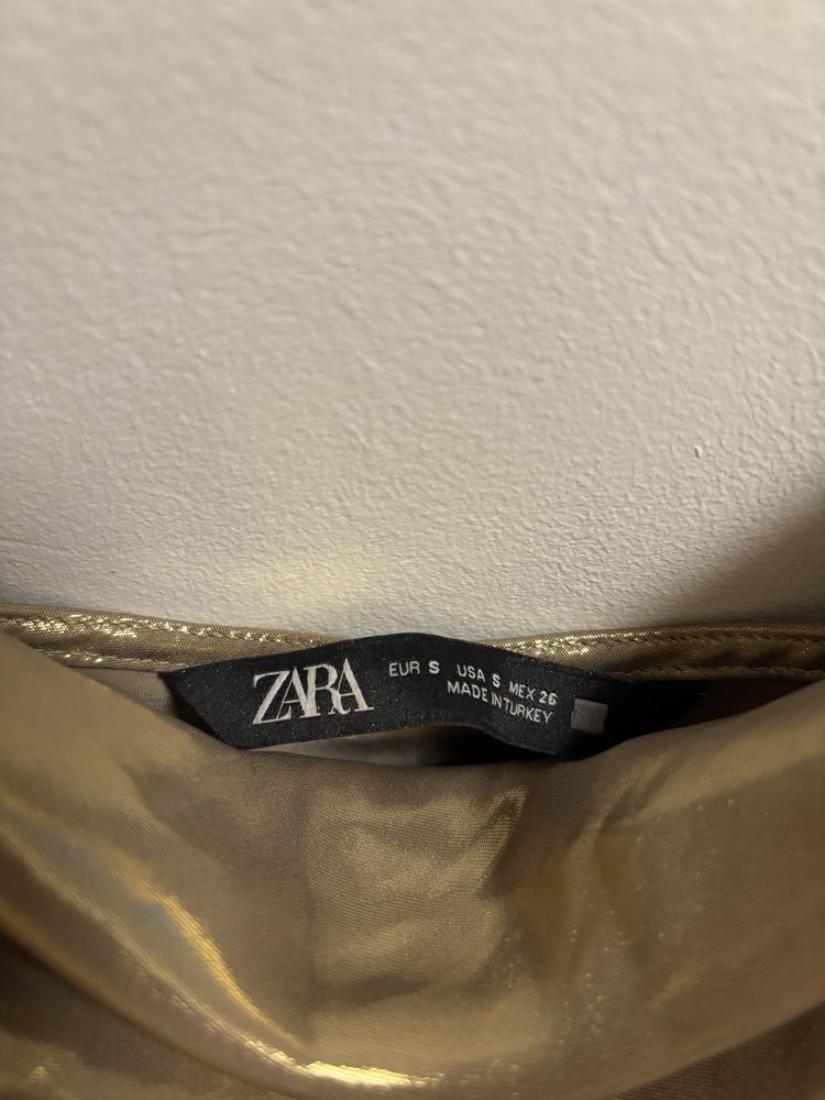 Златиста рокля Zara