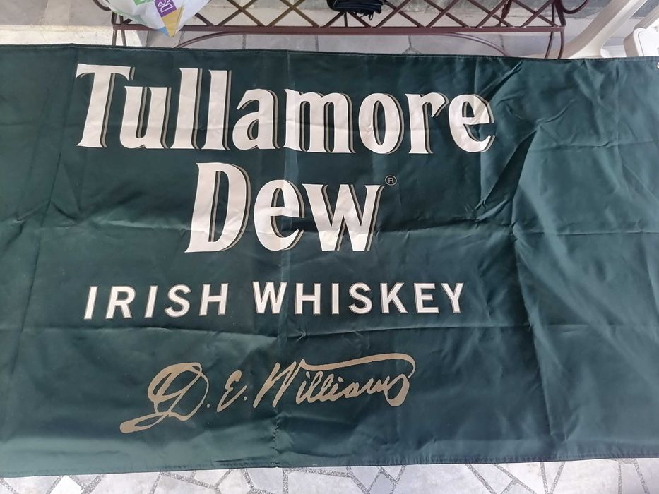 Рекламни платнища за колекционери: Талмордю, Смирноф, Бакарди, Гроуш