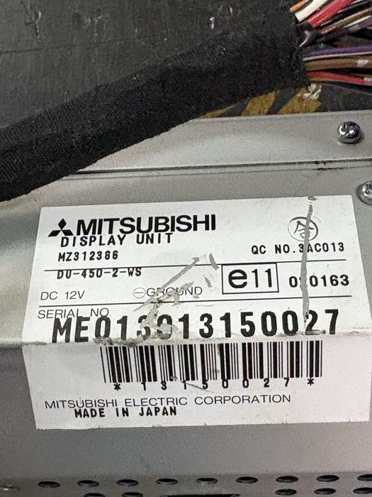 Mitsubishi pinin 2004 година монитор