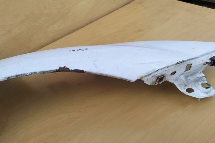 Aripa  dreapta Ford Focus prima generatie