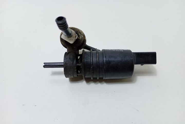 Pompita spalator parbriz 1K6955651 Volkswagen VW Passat B7