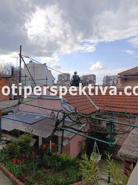 Продава се Къща в Пловдив, Център - 60 кв.м за 2550 €/кв.м - Снимка #2