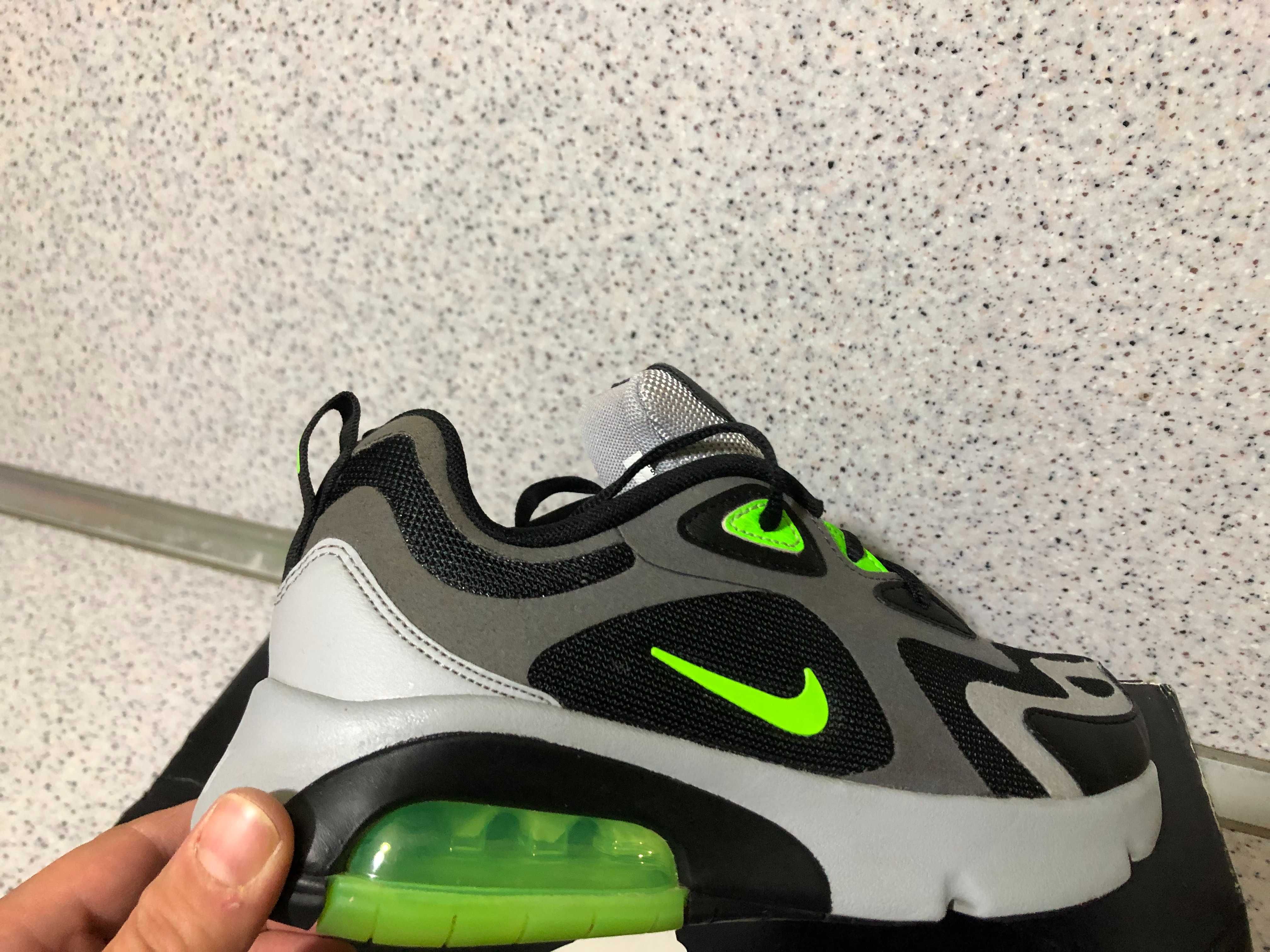 ОРИГИНАЛНИ *** Nike Air Max 200 / Dark Grey Electric Green