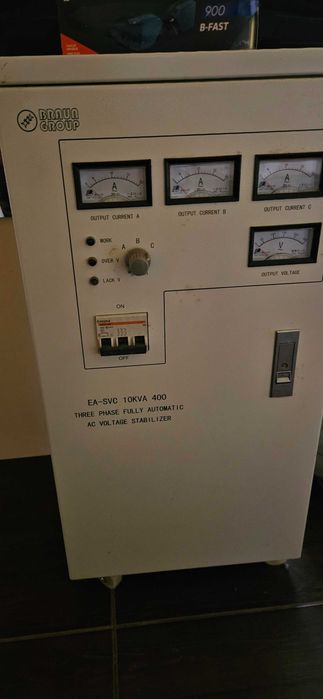 stabilizator trifazat