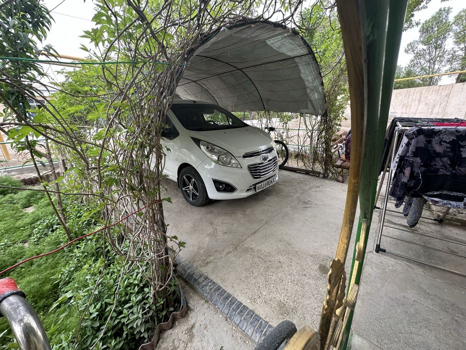 2-xonalik kvartira obmen uchstkachaga 4-6 sotkliy doplata bor