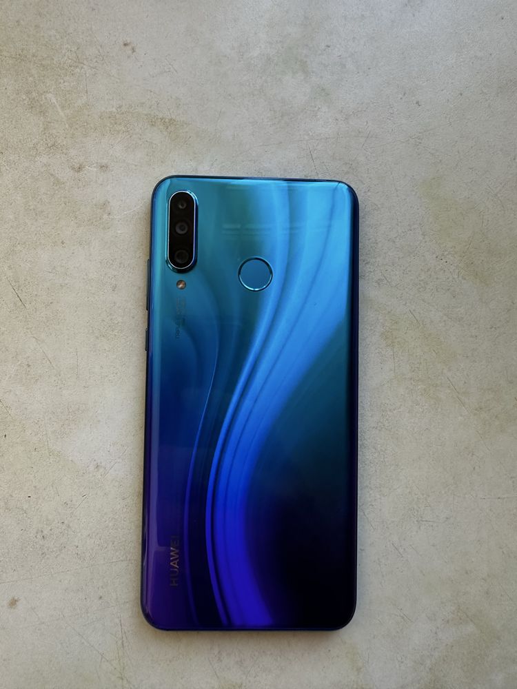 Huawei P30 lite перфектен