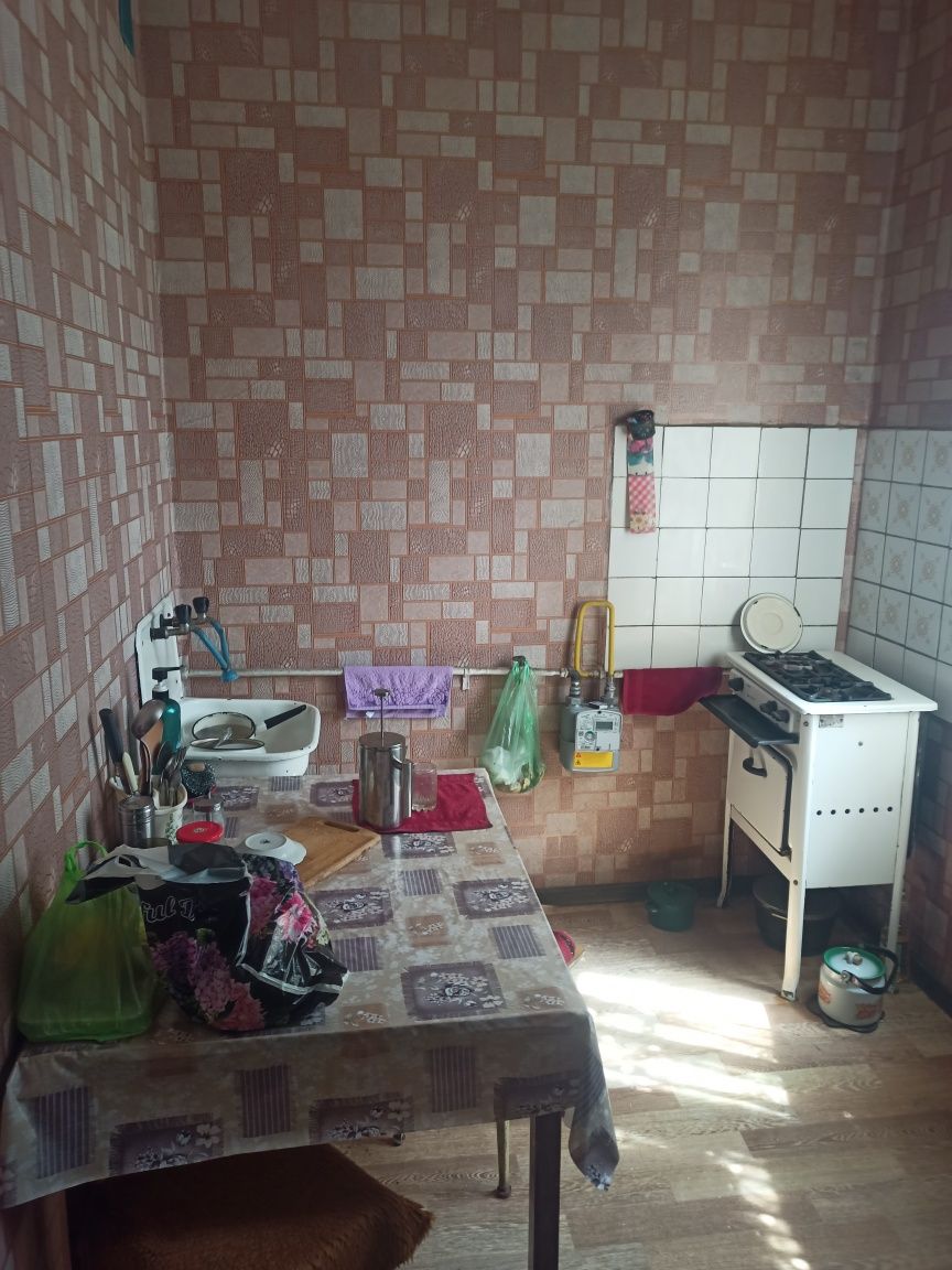 Срочно продаётся 3 комнатный квартира цена 61500 $