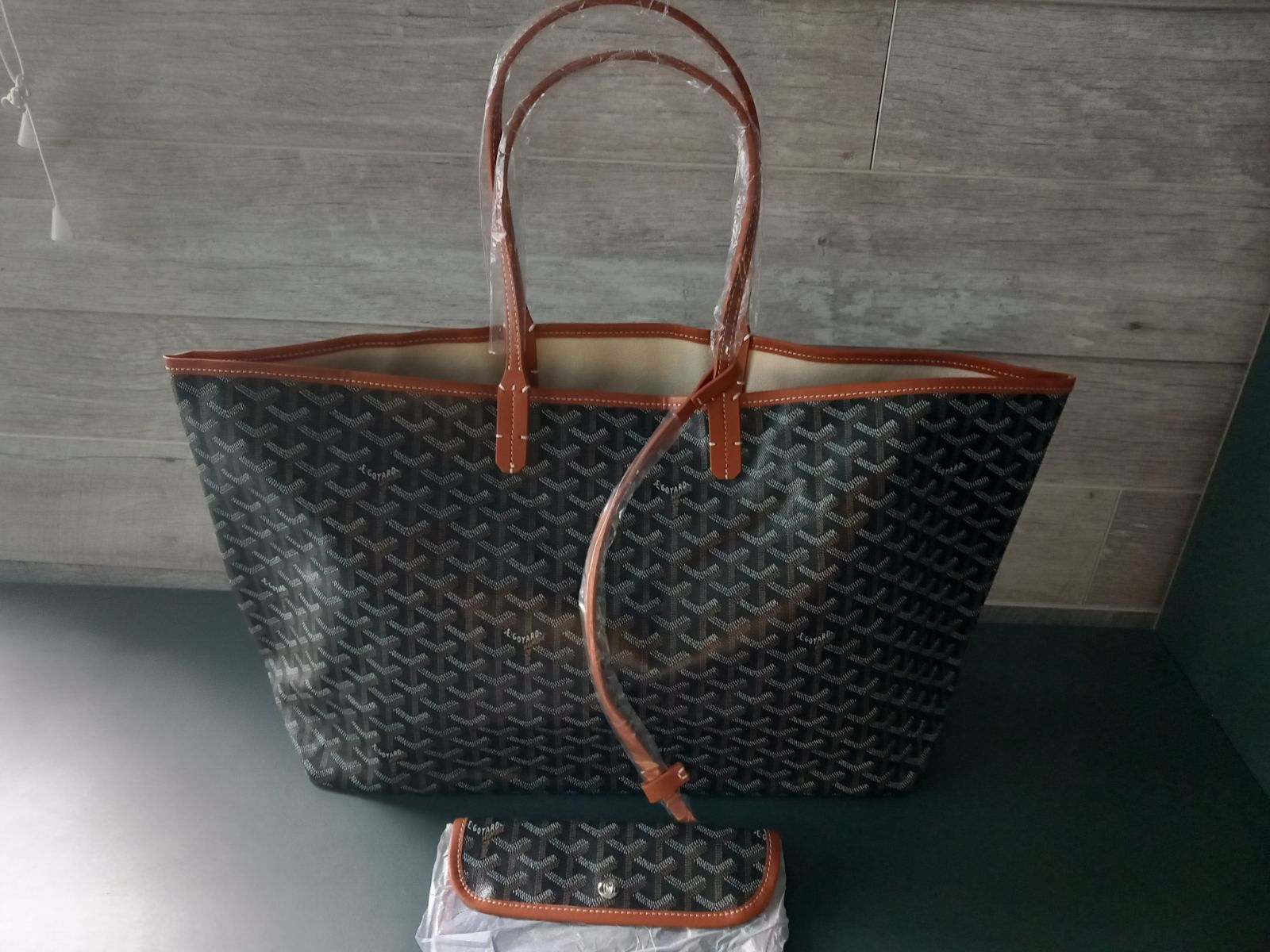 Дамска чанта goyard