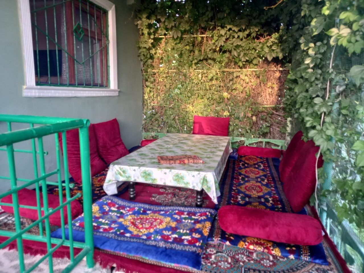 Dacha sotiladi piskent 1chi mo‘stda