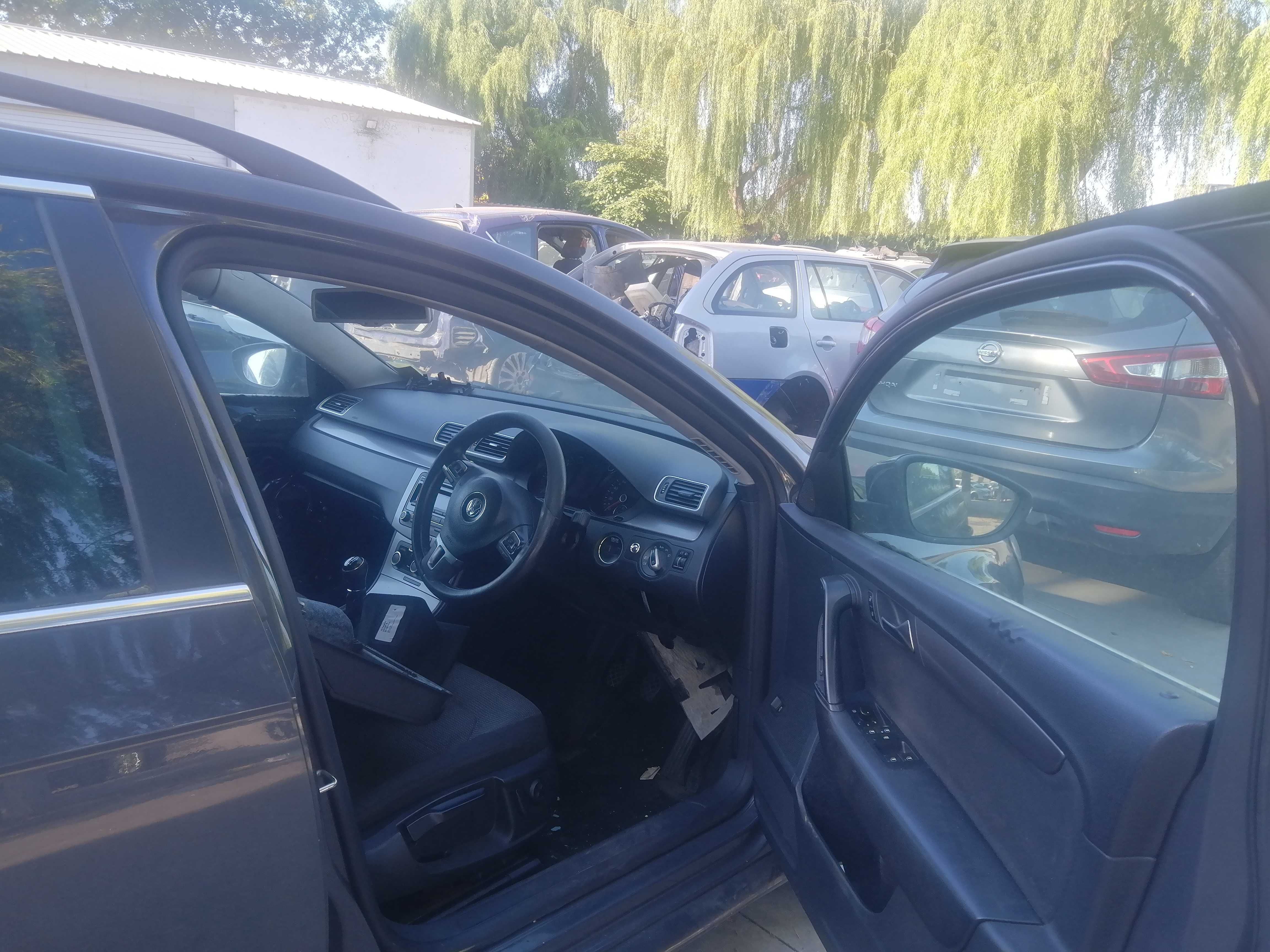 Dezmembram Passat B7 cod motor CAY