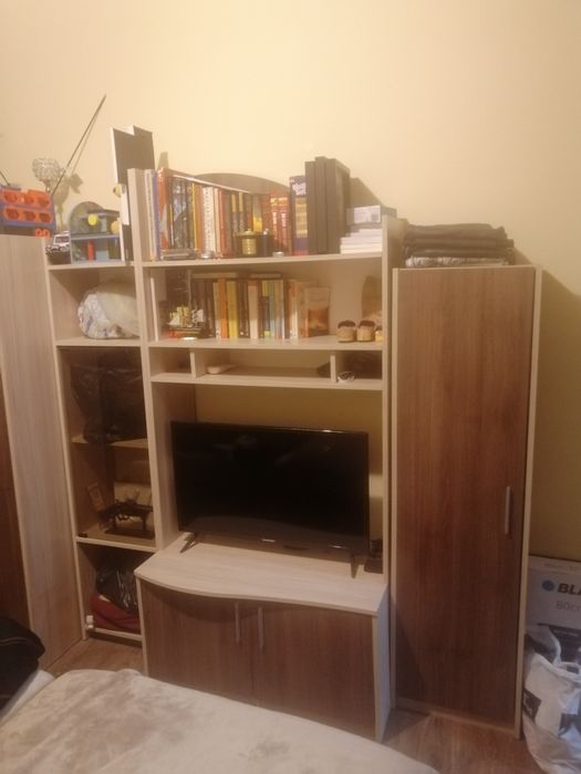 Продавам малка секция