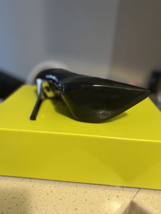 Черни обувки на ток Versace 39