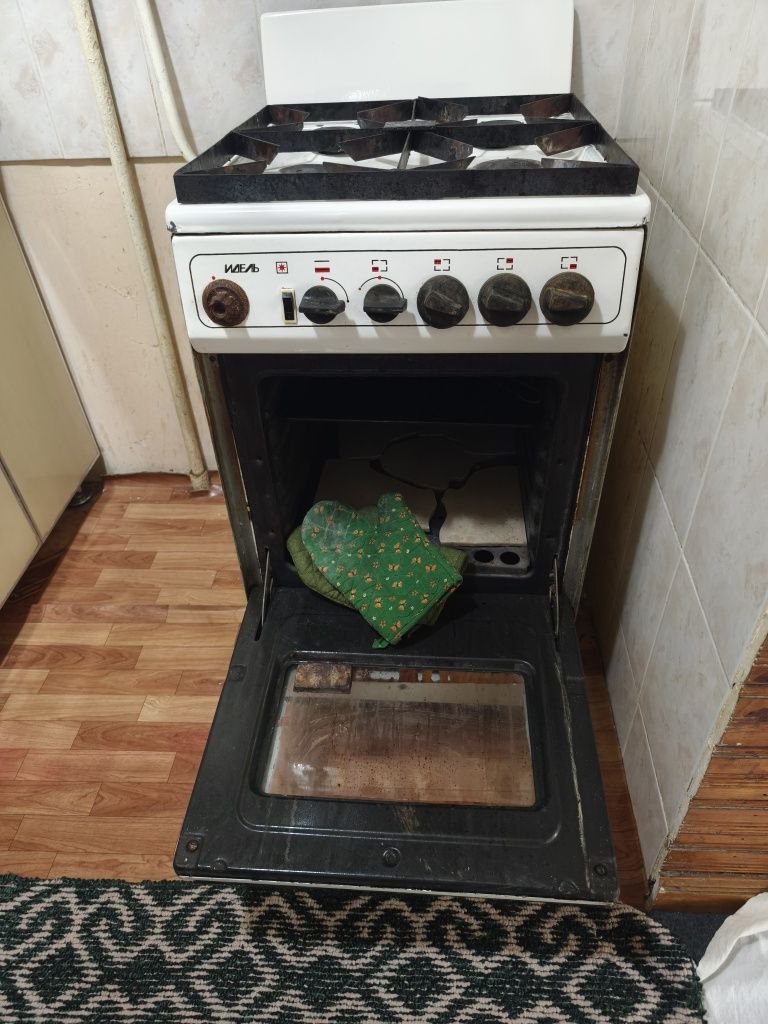 Газ плита в хорошем состоянии