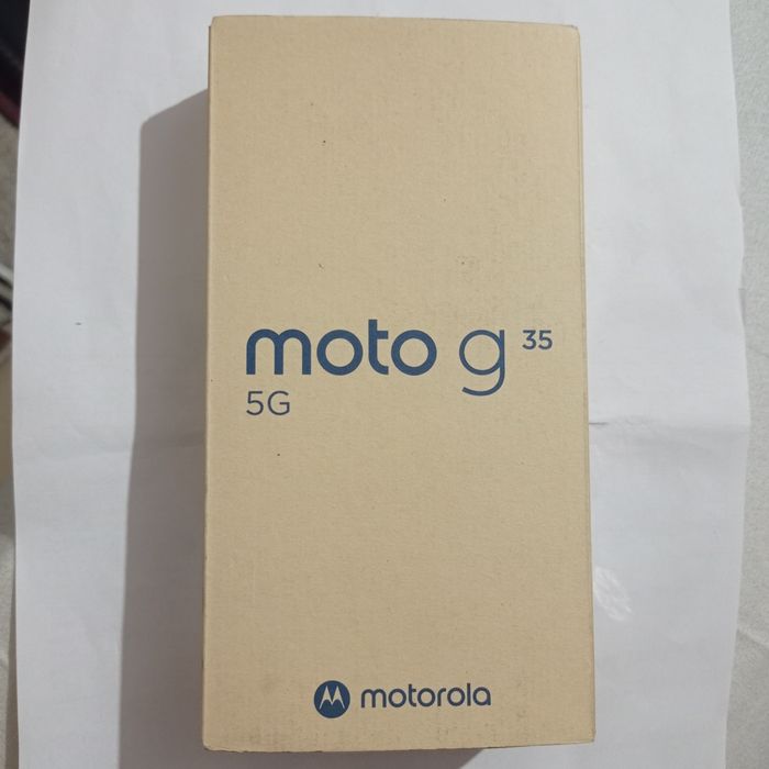 Продавам  MOTOROLA G35. 5G чисто нов