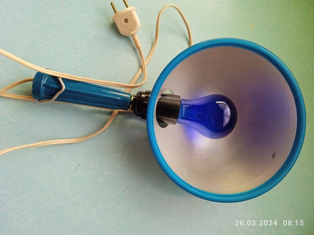 Синяя лампа для прогревания