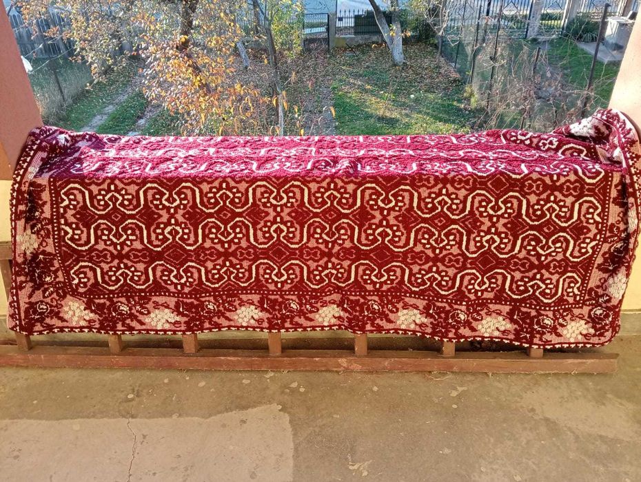 Macate din lana naturala