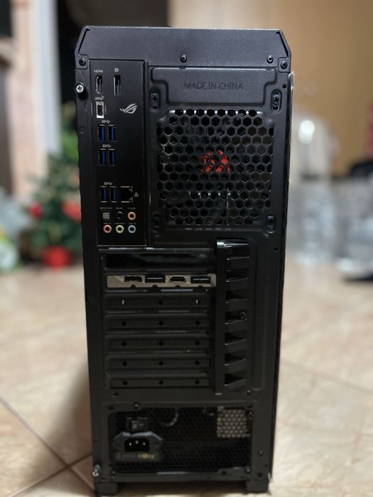 PC Gaming i5-10500 / AMD RX 6600 / 16GB RAM DDR4 / SSD 512GB / HDD 2TB