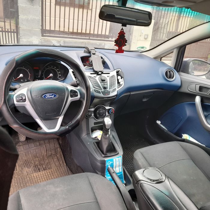 Vand Ford Fiesta 1.3 benzina