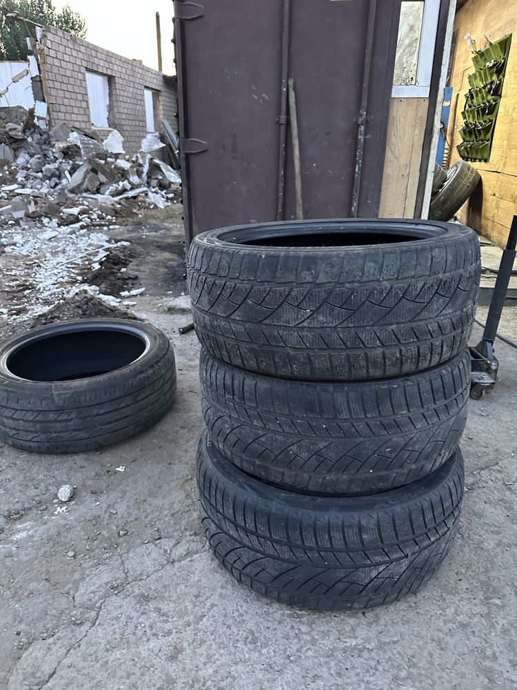 Шины продаю летний