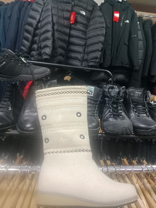 Сапоги женские. Распродажа