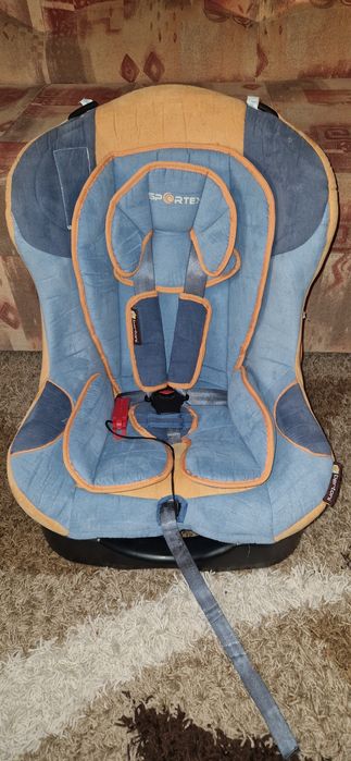 Vând scaun mașină copil Bertoni