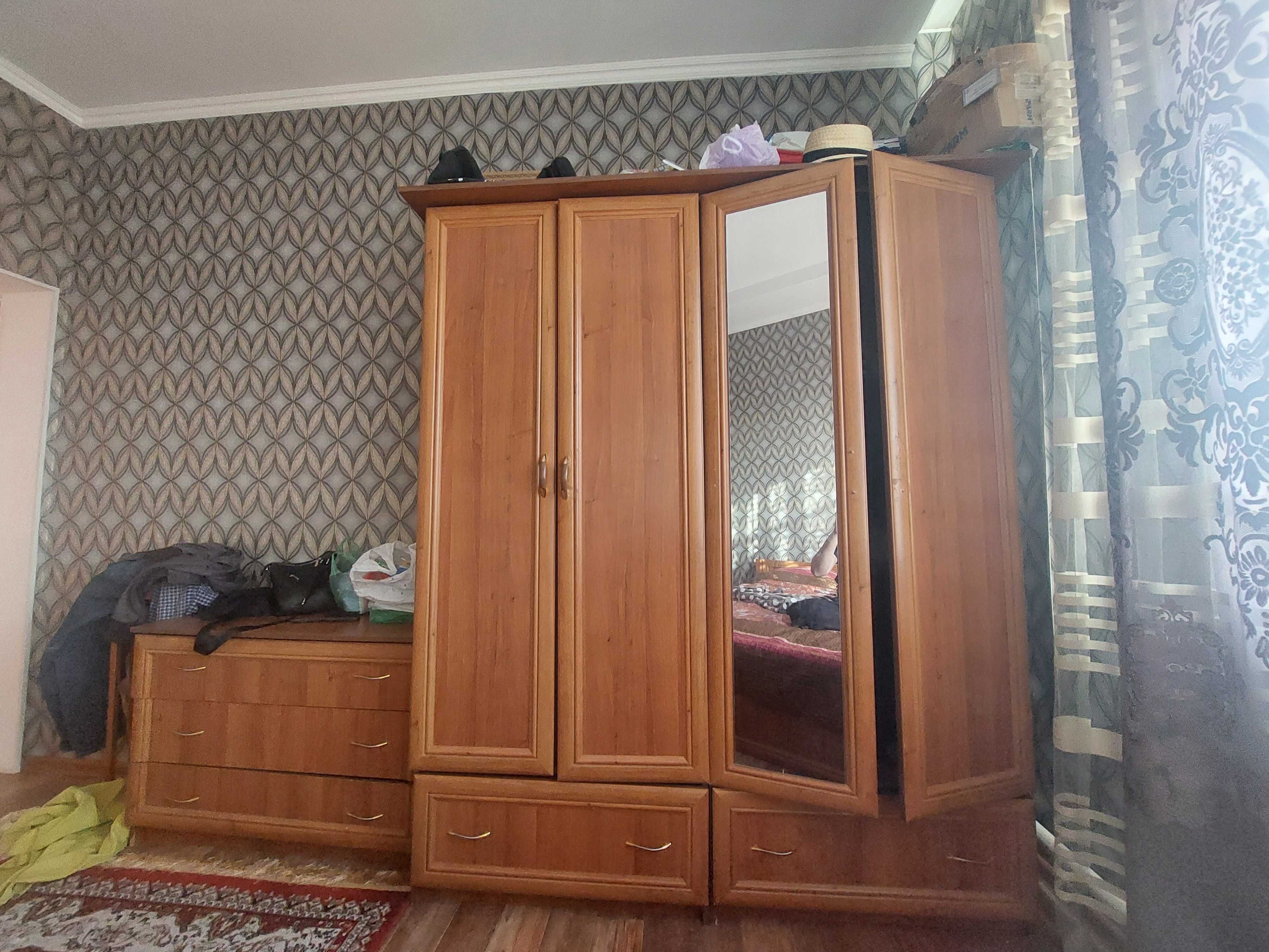 Шкаф в комплекте,  мебель для спальни
